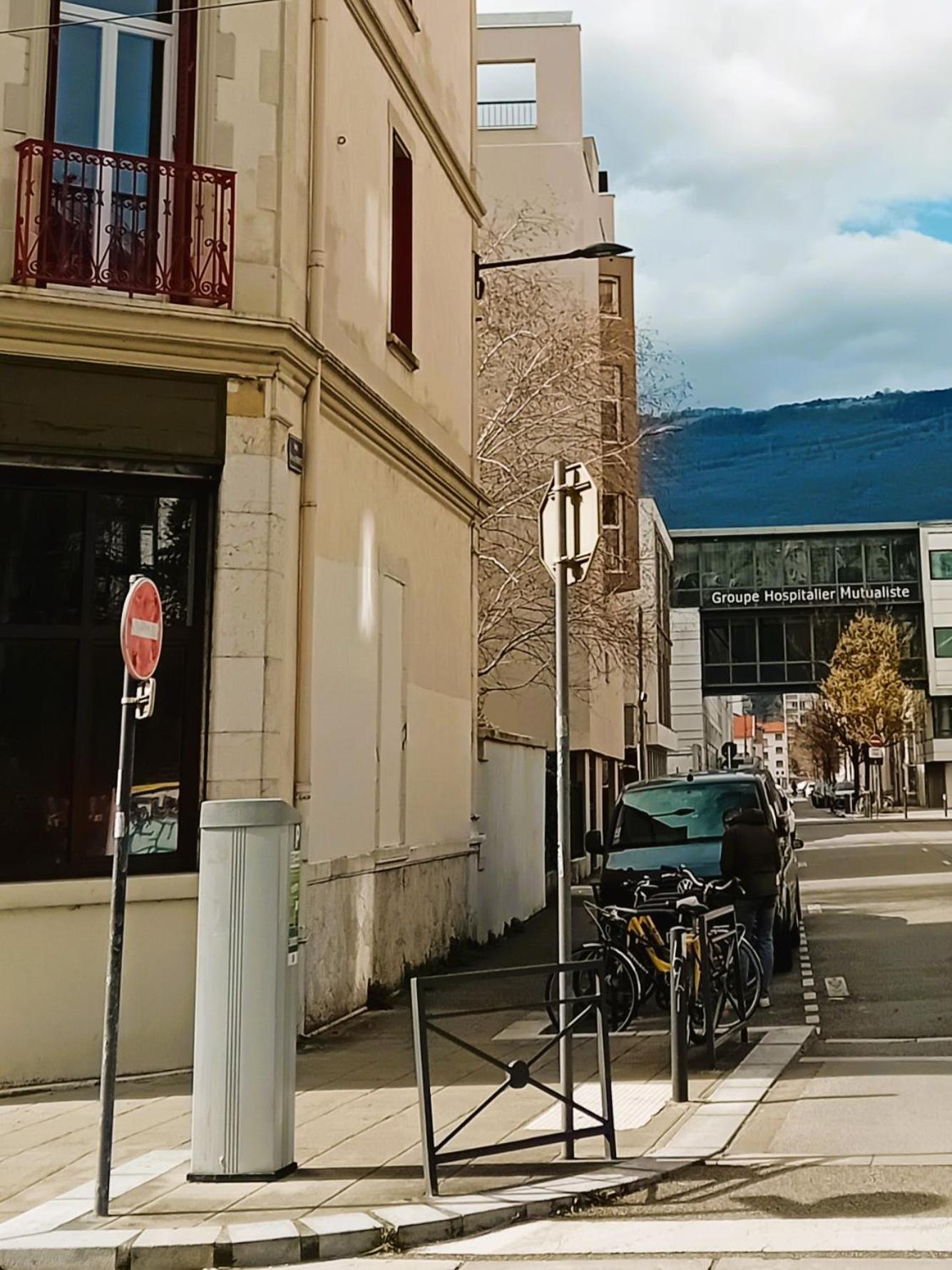 101 - Appart Renove Avec 1 Chambre Spacieuse - Tram Et Clinique Mutualiste A 1 Min Grenoble Exterior photo