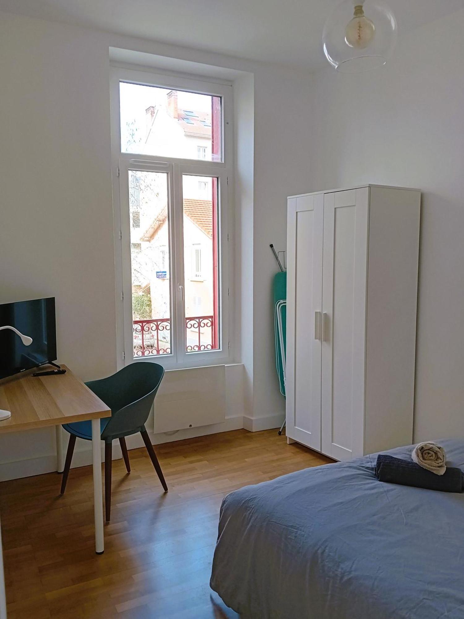 101 - Appart Renove Avec 1 Chambre Spacieuse - Tram Et Clinique Mutualiste A 1 Min Grenoble Room photo